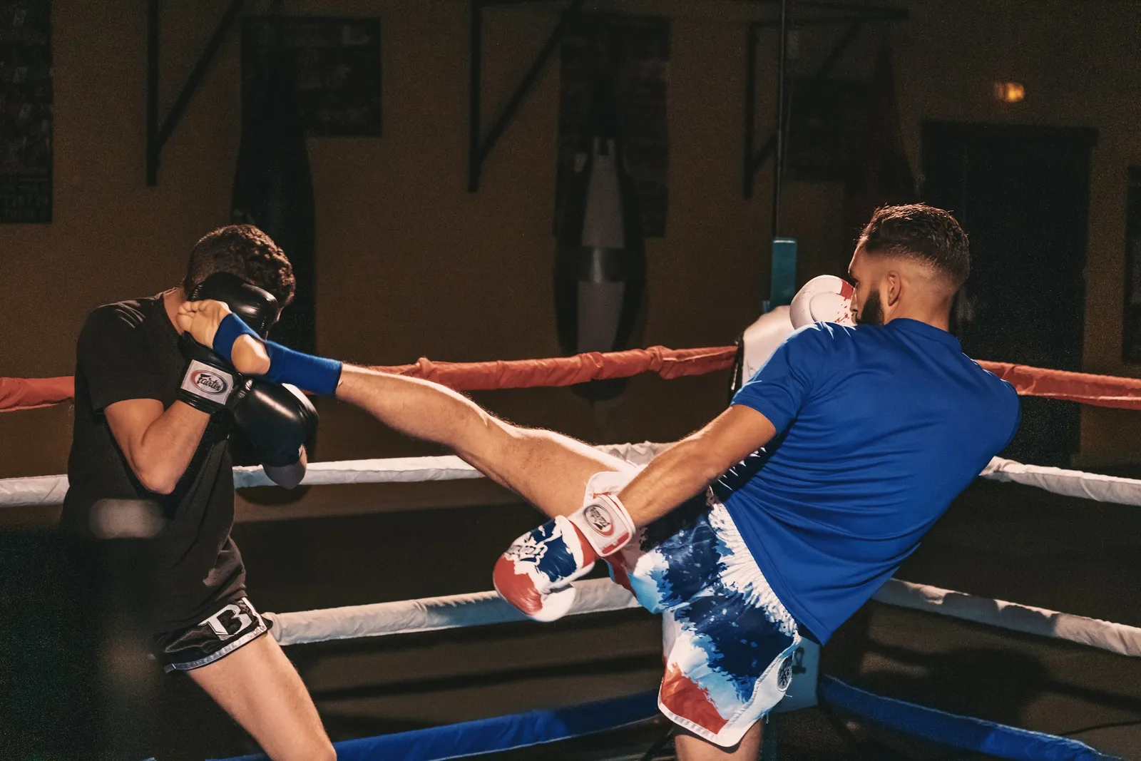 A Muay Thai kick in the ring